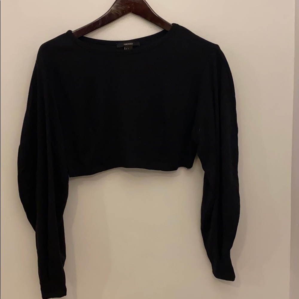 Cropped Balloon Long Sleeve Top